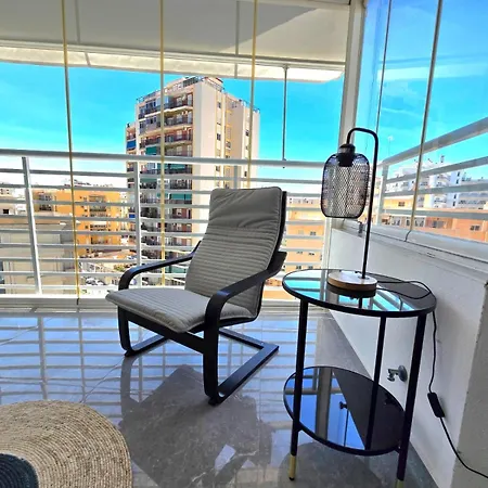 Crystal Elegance City Center With Seasonal Pool Apartment