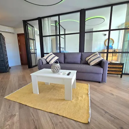 Crystal Elegance City Center With Seasonal Pool * Torremolinos
