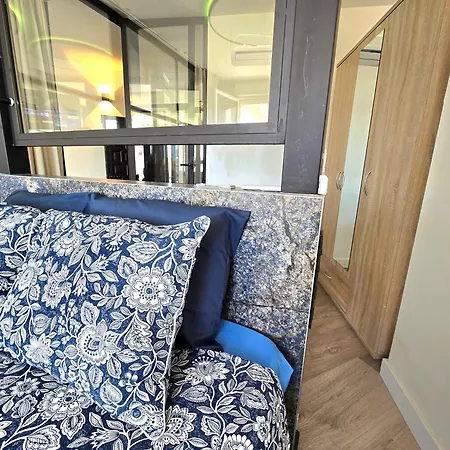 Crystal Elegance City Center With Seasonal Pool Torremolinos